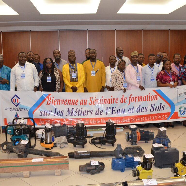 Douala: le personnel de la Camwater outillé sur les métiers de l&rsquo;eau et du sol.