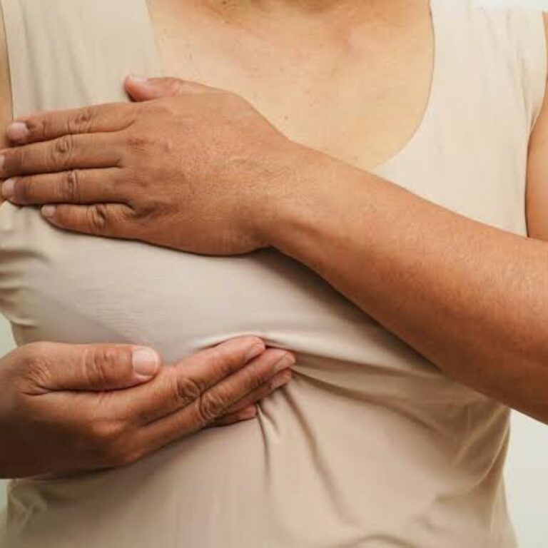 Santé: sucer le sein ne prévient pas le cancer !