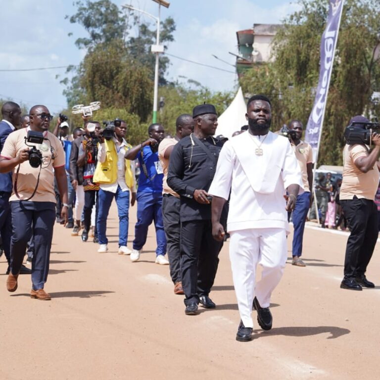 Restructuration de la photographie dans la Menoua : un signal fort donné au défilé du 1er Mai